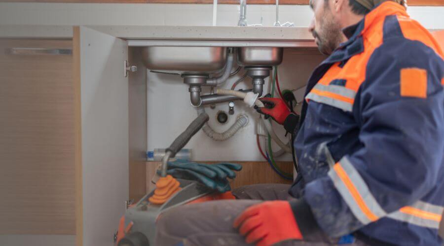Professional slab leak plumber services in Los Ojos, NM